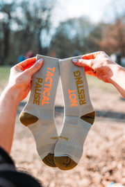 SOCKS "NOT RESTING... TACTICAL PAUSE" - LIGHT GREY